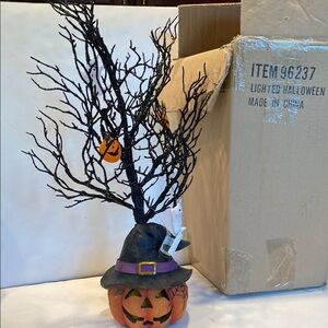 NWT & Vintage Lighted Halloween Tree